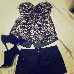 Bebe strapless sheer back summer top medium